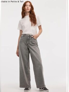 Reitmans Women's Wide Leg Jeans in Classic Gray